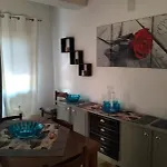 Lavinia House דירה אוליברי