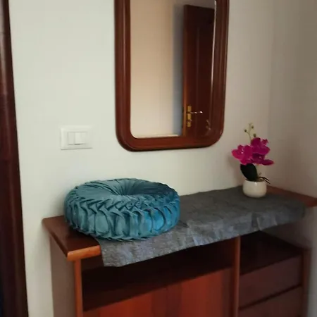 Lavinia House * Oliveri