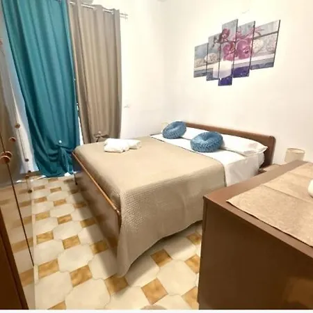 Lavinia House * Oliveri