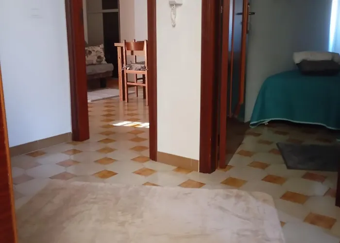 Lavinia House